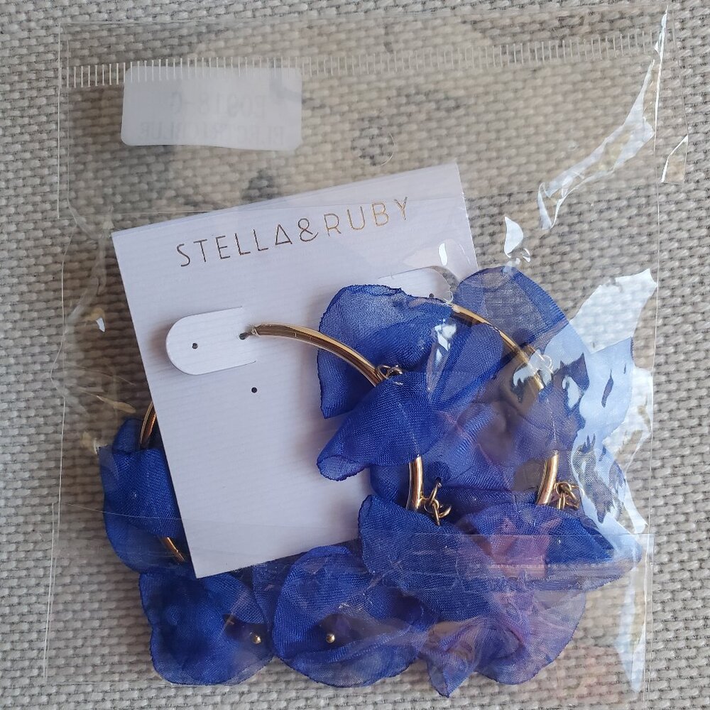 NWT Stella & Ruby Gold Hoop Earrings Electric Blue